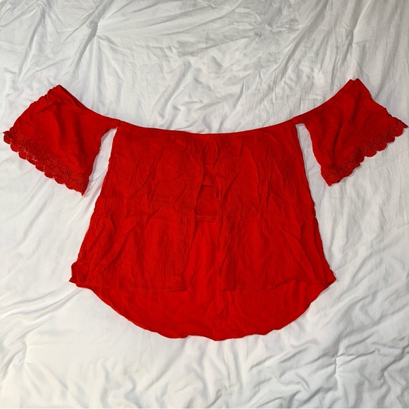 LUQ | Off The Shoudler Lace Trim Open Back Bralette Lined Blouse - Picture 4 of 12